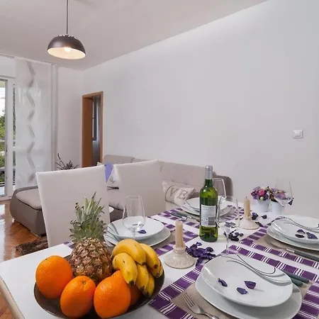 In With Balcony, Air Conditioning, Wifi, Washing Machine 4378-1