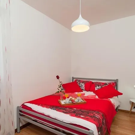 In With Balcony, Air Conditioning, Wifi, Washing Machine 4378-1 * Split